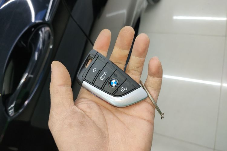 宝马X3 2021款 改款 xDrive28i M运动套装中控内饰11