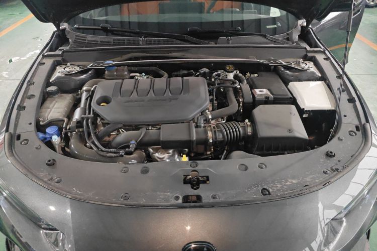 长安UNI-V 2025款 第三代 2.0T 劲擎型局部细节24