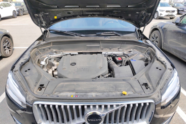 沃尔沃XC90 2024款 B6 智逸豪华版 7座机舱底盘24