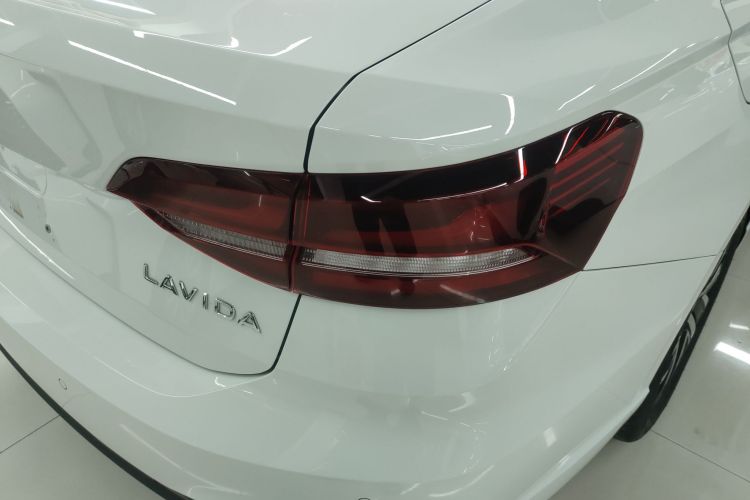 大众 朗逸 2024款 300TSI DSG满逸版车身外观9