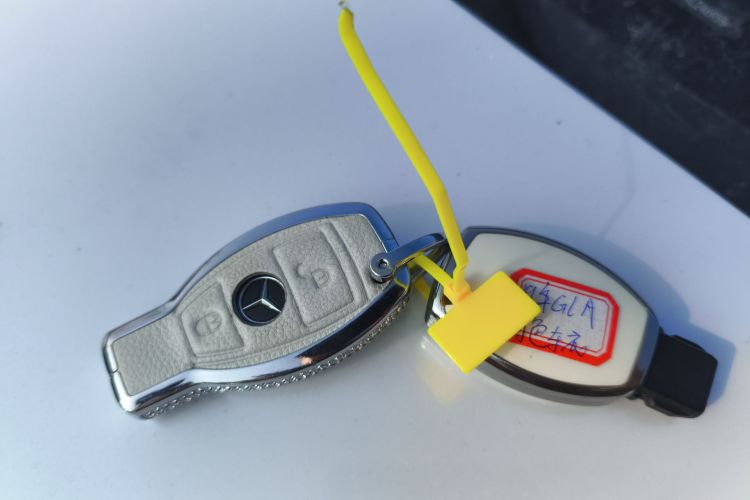 奔驰GLA 2018款 GLA 200 时尚型中控内饰11