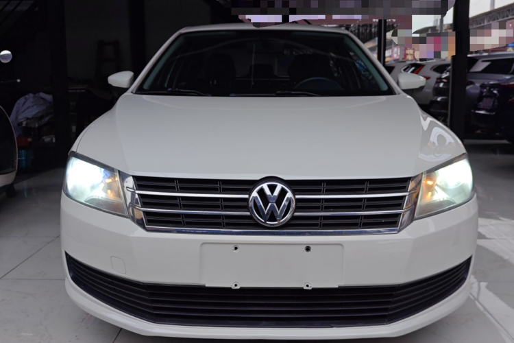 大众 朗逸 2015款 1.6L 自动风尚版车身外观6001