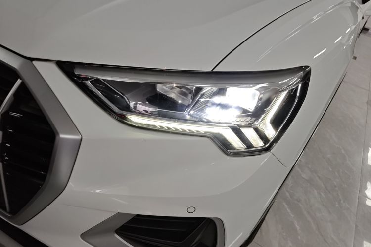 奥迪Q3 2019款 35 TFSI 时尚致雅型局部细节36