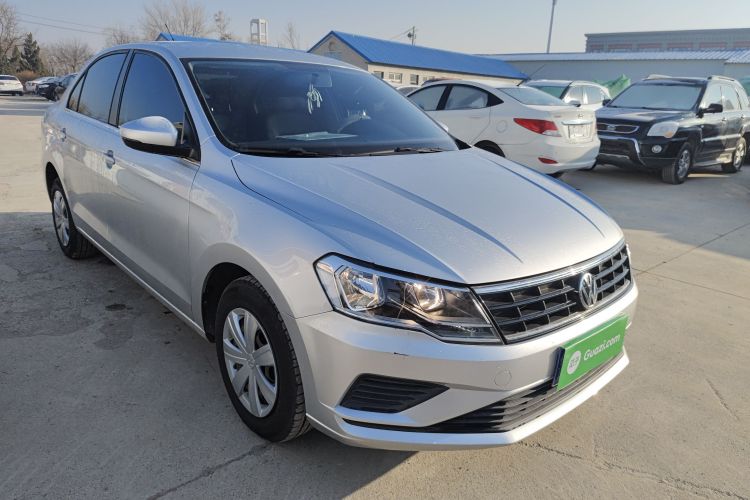 大众 捷达 2017款 1.4L 手动时尚型车身外观3