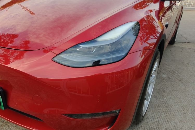 特斯拉 Model Y 2021款 标准续航后驱版局部细节36