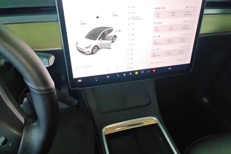 特斯拉 Model Y 2021款 标准续航后驱版局部细节16