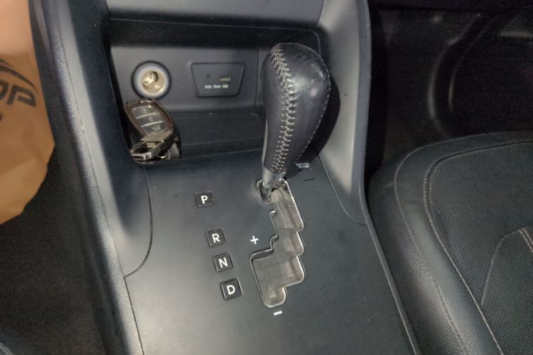 北京现代ix35 2015款 2.0L 自动两驱智能型 国V局部细节18