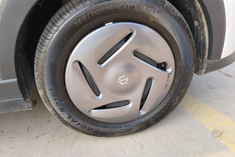 零跑汽车 零跑T03 2024款 200轻享版车身外观10