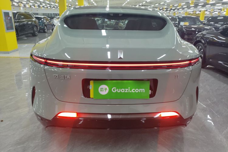 阿维塔11 2023款 鸿蒙 90度 后驱商务版车身外观6004