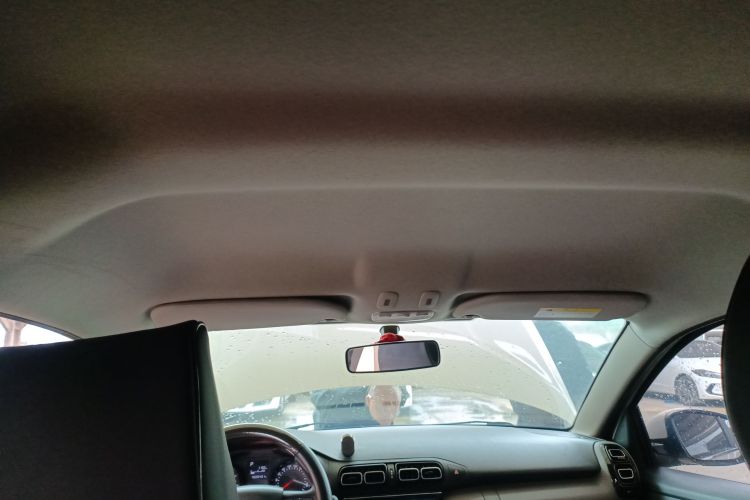 雪铁龙C3-XR 2019款 230THP DCT越领版中控内饰22