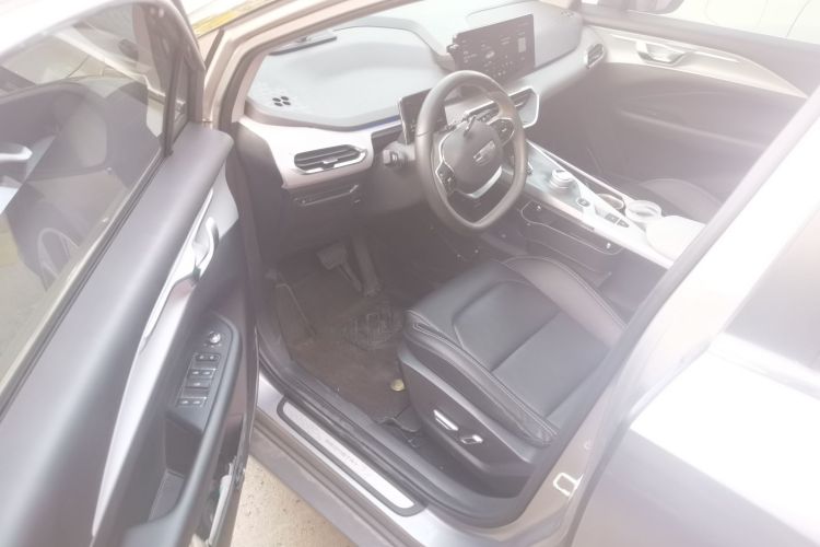 吉利几何C 2020款 甄选续航版 550KM C++ Pro中控内饰7003