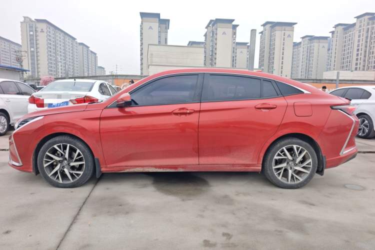 东风风神 奕炫 2020款 230T 自动炫酷版车身外观4