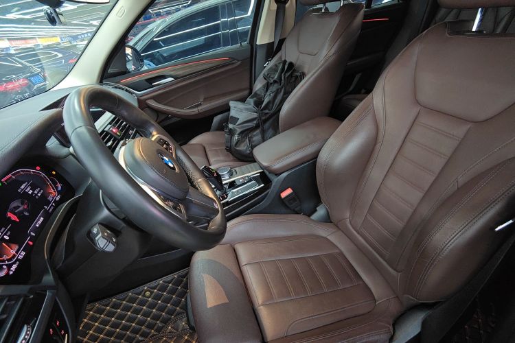 宝马X3 2020款  xDrive28i M运动套装中控内饰19