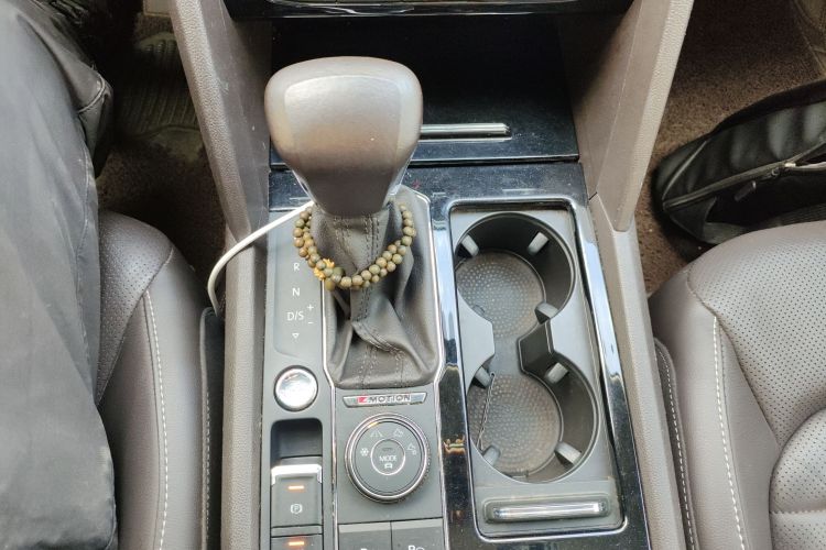 大众 途昂 2017款 380TSI 四驱豪华版中控内饰18