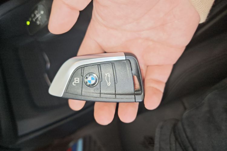 宝马X1 2019款 sDrive18Li 时尚型中控内饰11