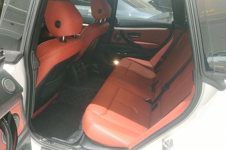 宝马3系GT 2020款 320i M运动曜夜版中控内饰21