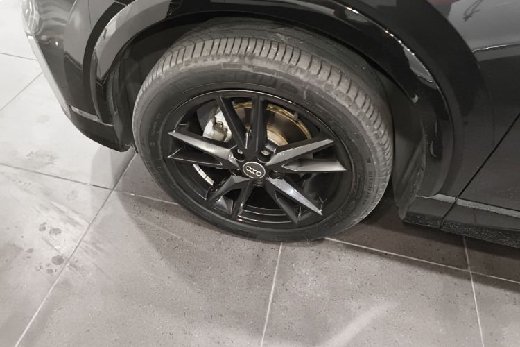 奥迪Q2L 2021款 35 TFSI 进取动感型车身外观6007