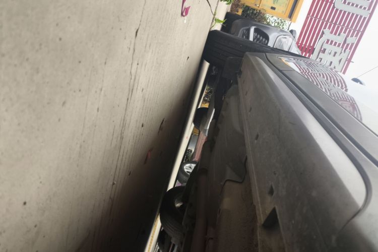 现代 途胜 2015款 1.6T 双离合两驱舒适型局部细节9001