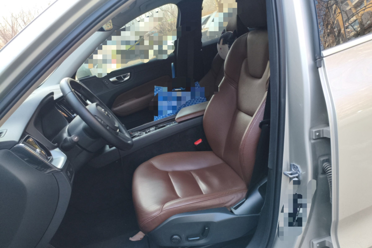 沃尔沃XC60 2019款 T5 四驱智远版 国V中控内饰19