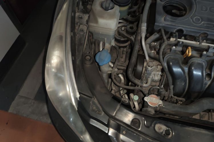 现代 索纳塔 2011款 2.0L 自动时尚版局部细节9006