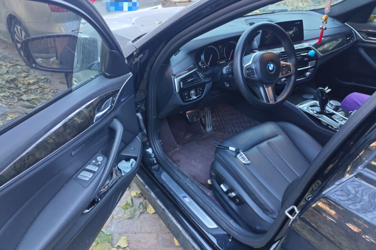 宝马5系 2018款 525Li M运动套装中控内饰20