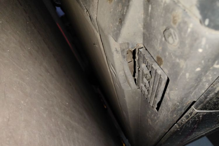 红旗E-HS9 2021款 510km 旗领版 四座局部细节9004