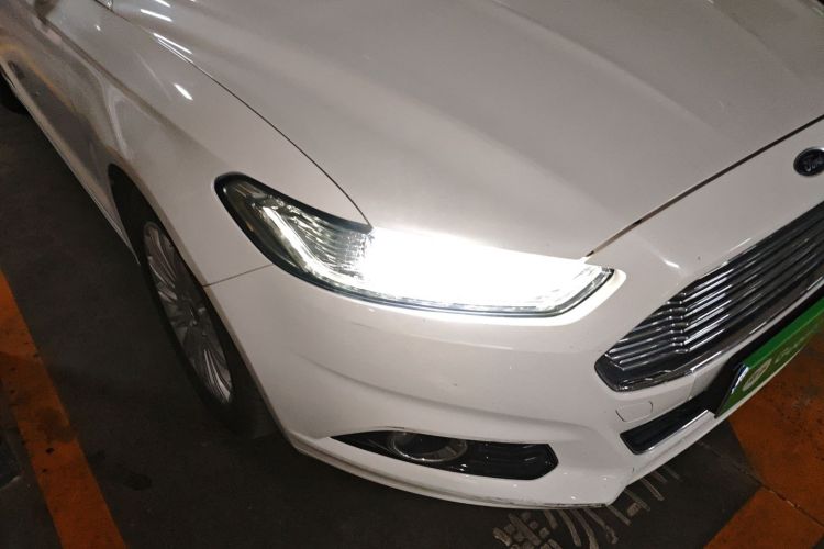 福特 蒙迪欧 2013款 2.0L GTDi200豪华型车身外观6006