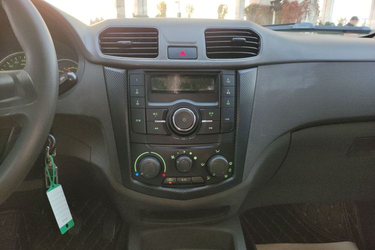 五菱汽车 五菱宏光 2020款 1.2L S基本型国VI LSI中控内饰16