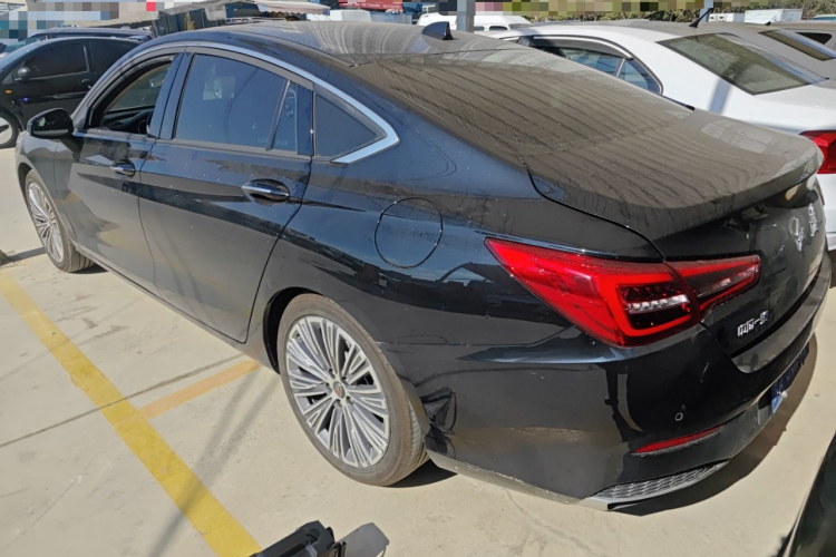 红旗H5 2022款 经典款 1.8T 自动智联旗畅版车身外观6003