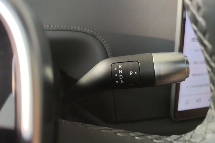 理想汽车 理想L8 2025款 Max 智能焕新版局部细节18