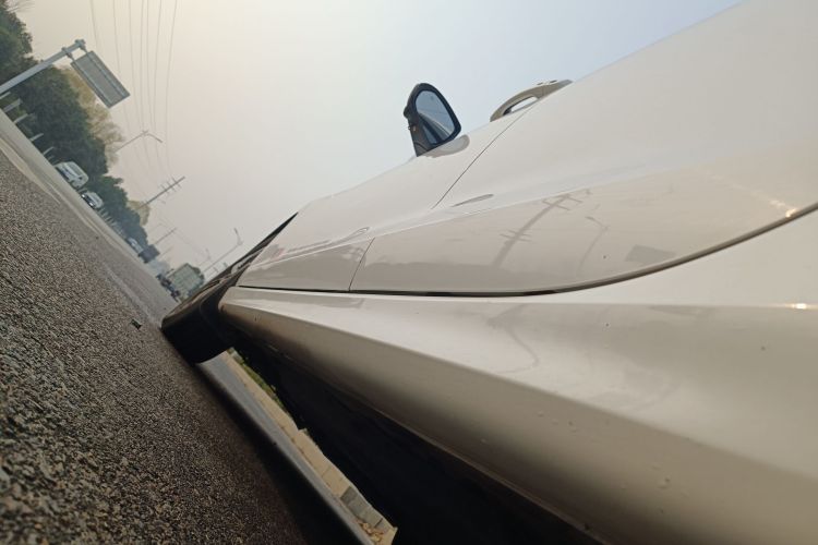 长安 逸动 2022款 PLUS 蓝鲸NE 1.4T GDI DCT尊贵版局部细节9002