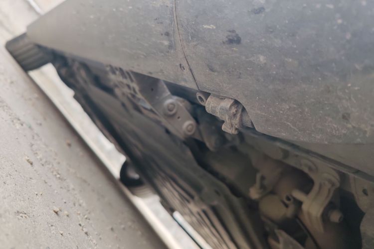 鸿蒙智行 问界M8 2025款 增程 Max+版 53.4kWh 6座版局部细节9001