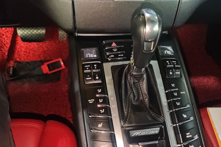保时捷 2017款  Macan S 3.0T中控内饰18