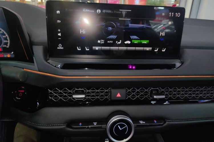 本田 雅阁新能源 2023款 2.0L e:PHEV 尊贵版局部细节16