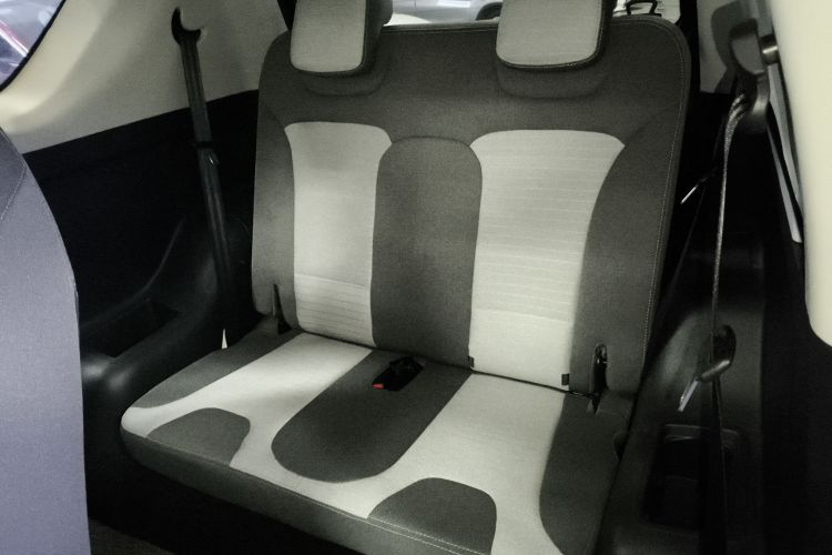 奇瑞 小蚂蚁 2021款 15万蚁粉款 蚁炫版 磷酸铁锂中控内饰21