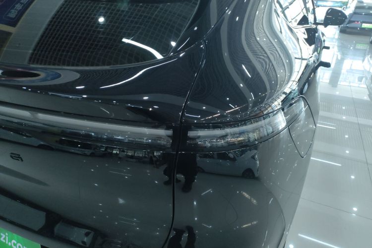 小鹏G6 2025款 625 长续航 Max 旗舰版车身外观6006