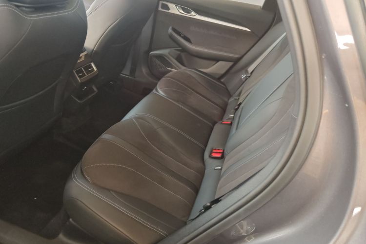 吉利汽车 星瑞 2025款 东方曜 2.0TD 望月版中控内饰7004