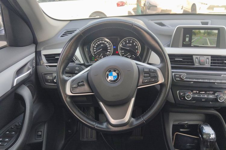 宝马X1 2019款 sDrive18Li 时尚型局部细节13