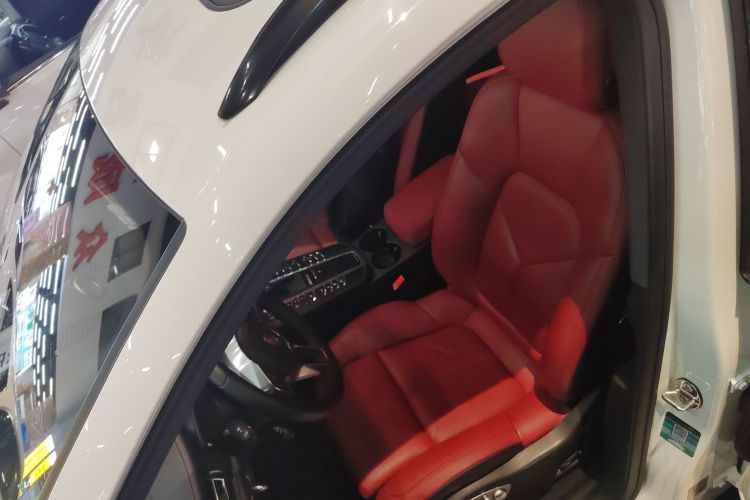 保时捷 2018款 Macan 2.0T中控内饰19