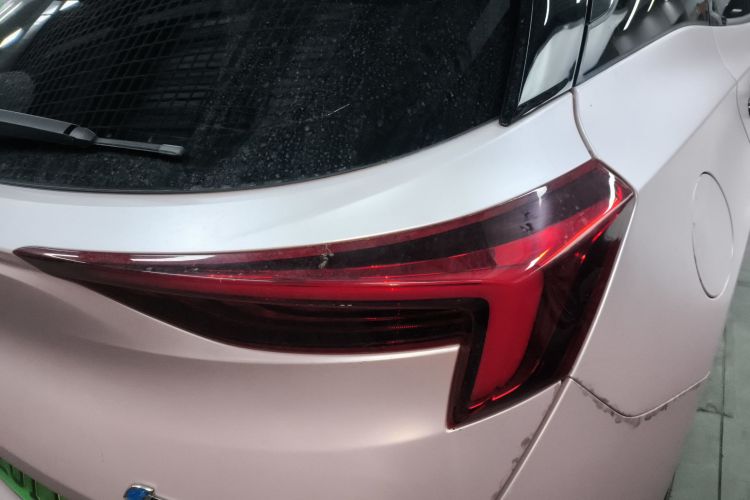 别克 微蓝6 2020款 插电混动 互联智慧型车身外观9