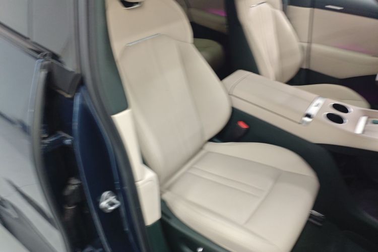 小米汽车 小米YU7 2025款 超长续航后驱版局部细节41