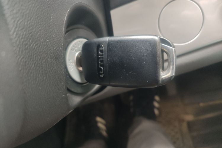 长安启源 长安Lumin 2022款 155km 清甜款中控内饰11