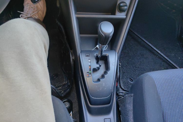 丰田 YARiS L 致炫 2019款 1.5E CVT魅动版 国VI中控内饰18