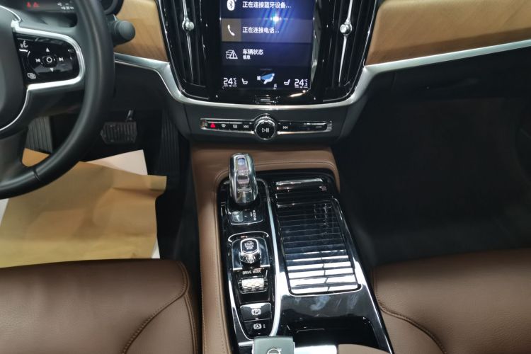 沃尔沃S90新能源 2019款 T8 E驱混动 智雅版 国V局部细节18