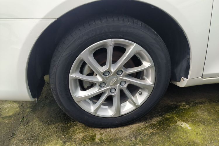 吉利汽车 帝豪 2021款 UP 1.5L 手动豪华型车身外观35