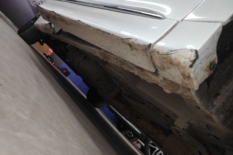 广汽传祺 传祺M8 2024款 领秀系列 390T 豪华版局部细节9001