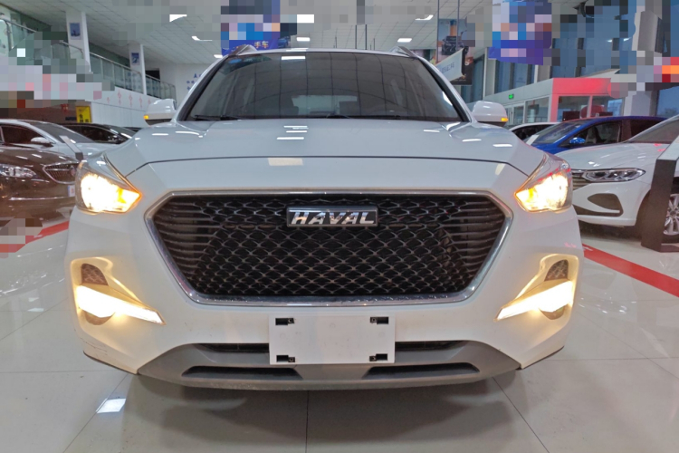 哈弗M6 2018款 改款 1.5T DCT两驱精英型车身外观2