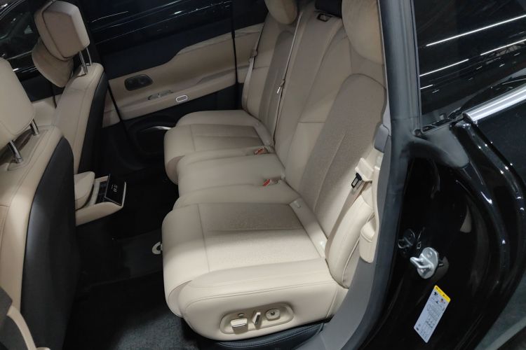 蔚来ET7 2024款 75kWh 行政版中控内饰21