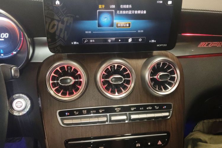 奔驰GLC 2021款 GLC 300 L 4MATIC 动感型中控内饰16