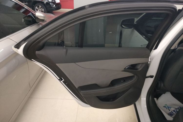 雪佛兰 迈锐宝 2016款 1.6T 自动舒适版中控内饰49